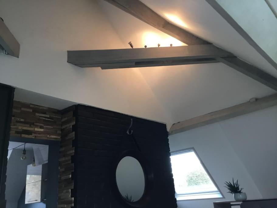 Atypique Style Loft Apartment Phalempin Exterior foto